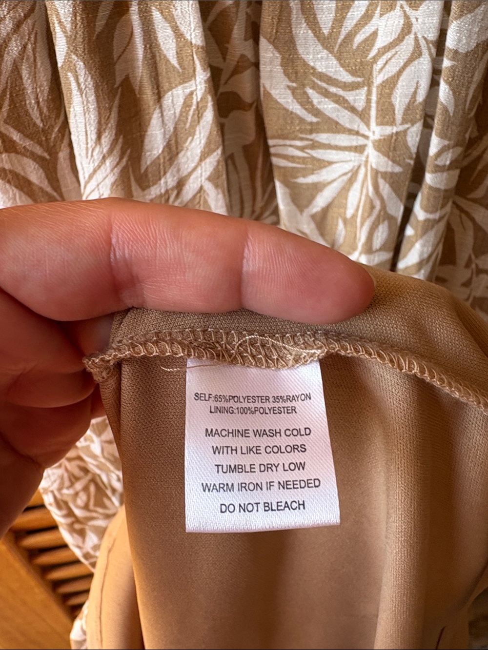 Just Found Off Shoulder Open back Beige Aloha Leaf-Print Maxi Dress Women Large - Picture 6 of 8